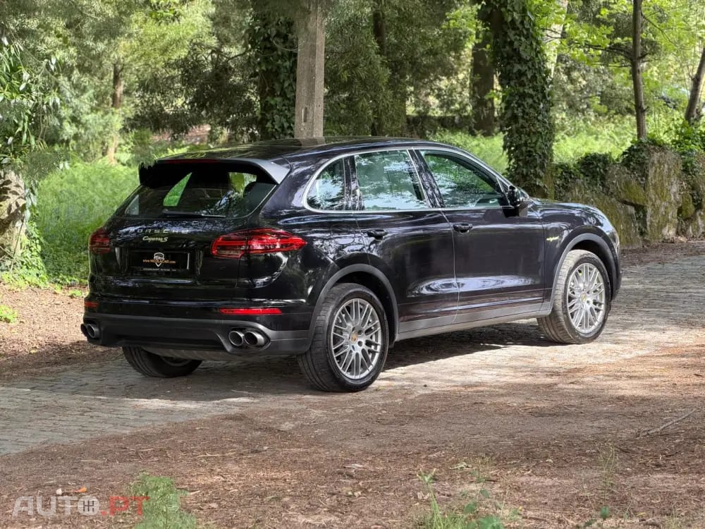 Porsche Cayenne S E-Hybrid Platinum Edition