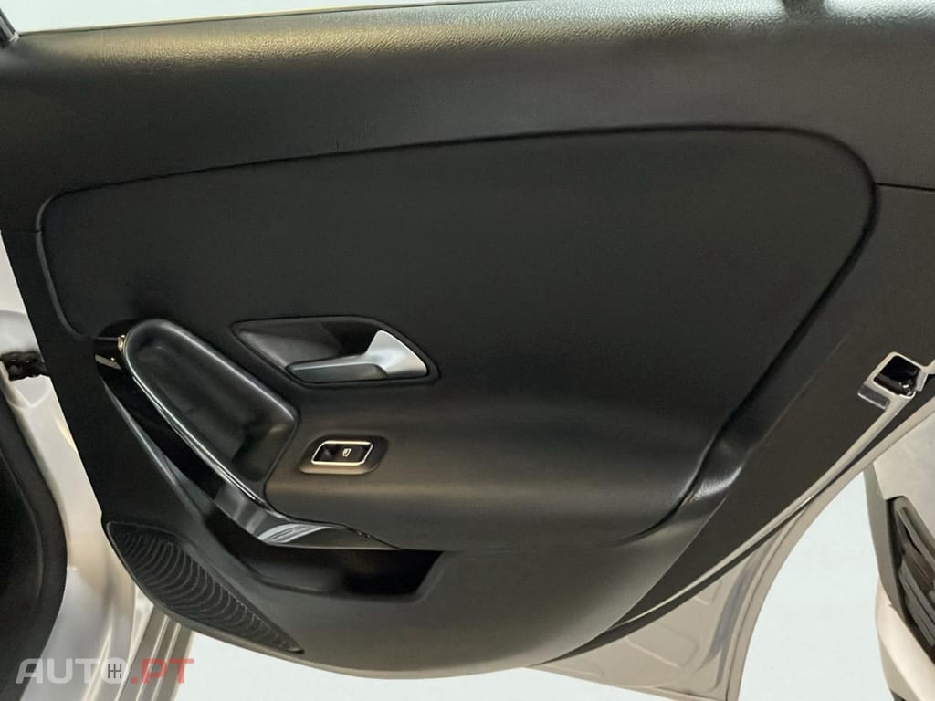 Mercedes-Benz A 180 d 7G-DCT Style