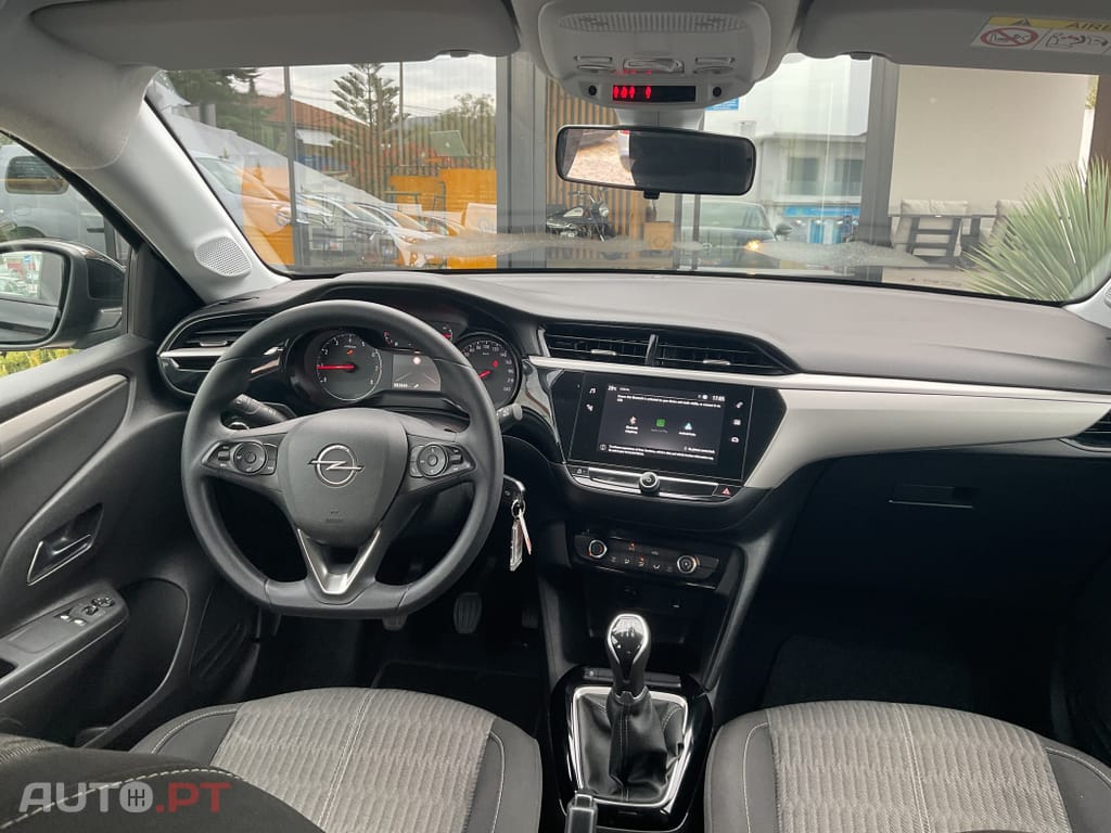 Opel Corsa 1.2 T Business Edition