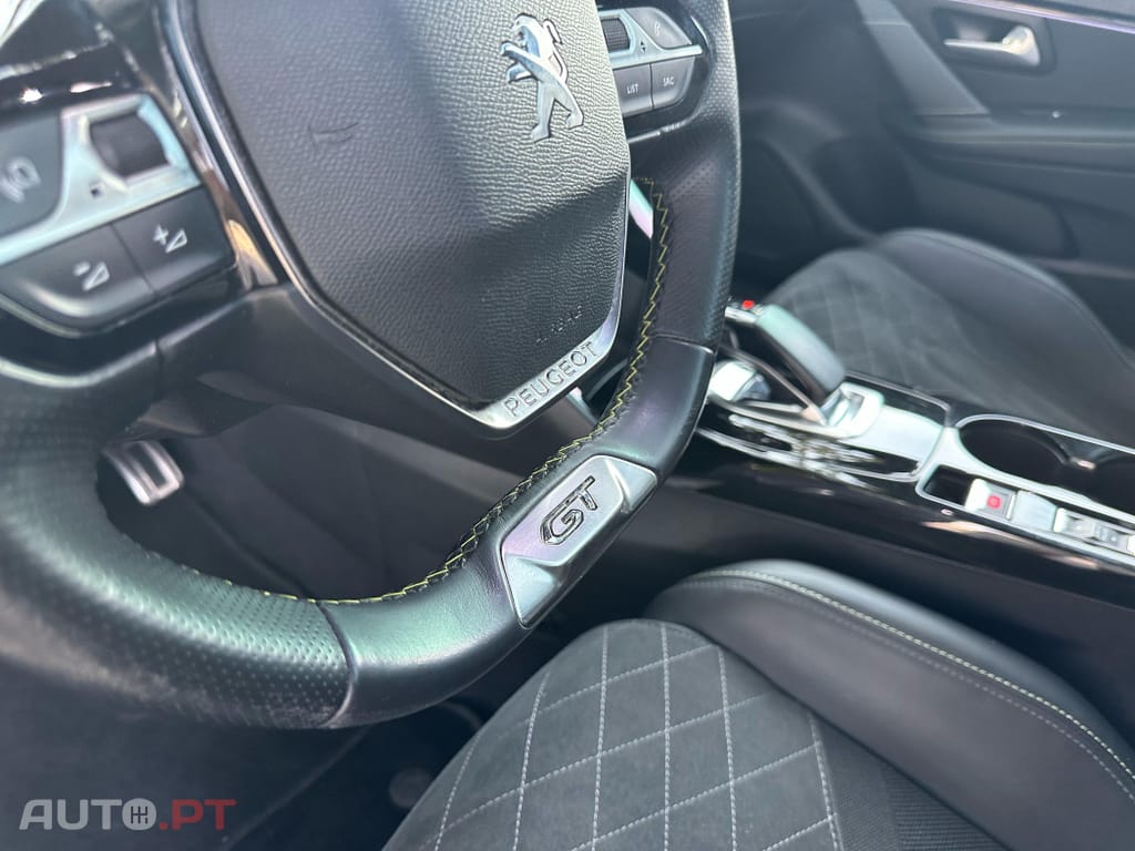 Peugeot E-208 50 kWh GT Pack