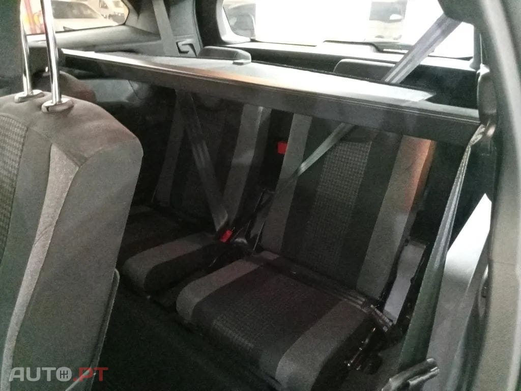 Peugeot 5008 1.5 BlueHDi Active Pack