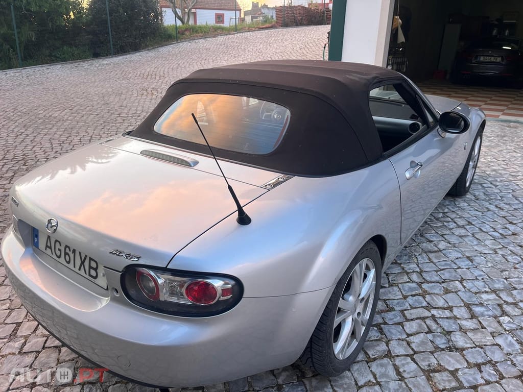 Mazda MX-5 1.8