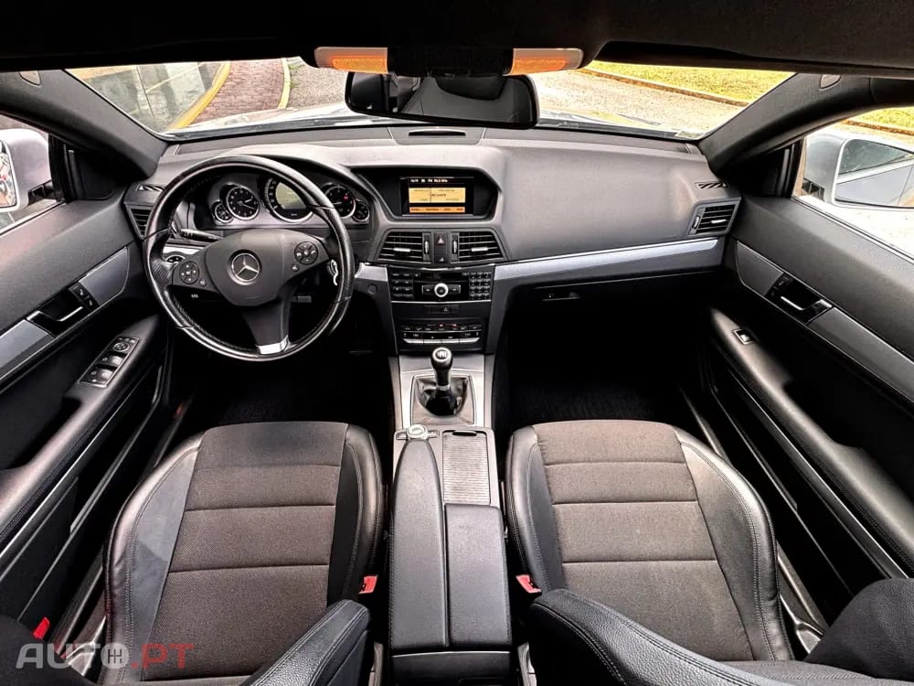 Mercedes-Benz E 220 CDi Avantgarde BlueEfficiency