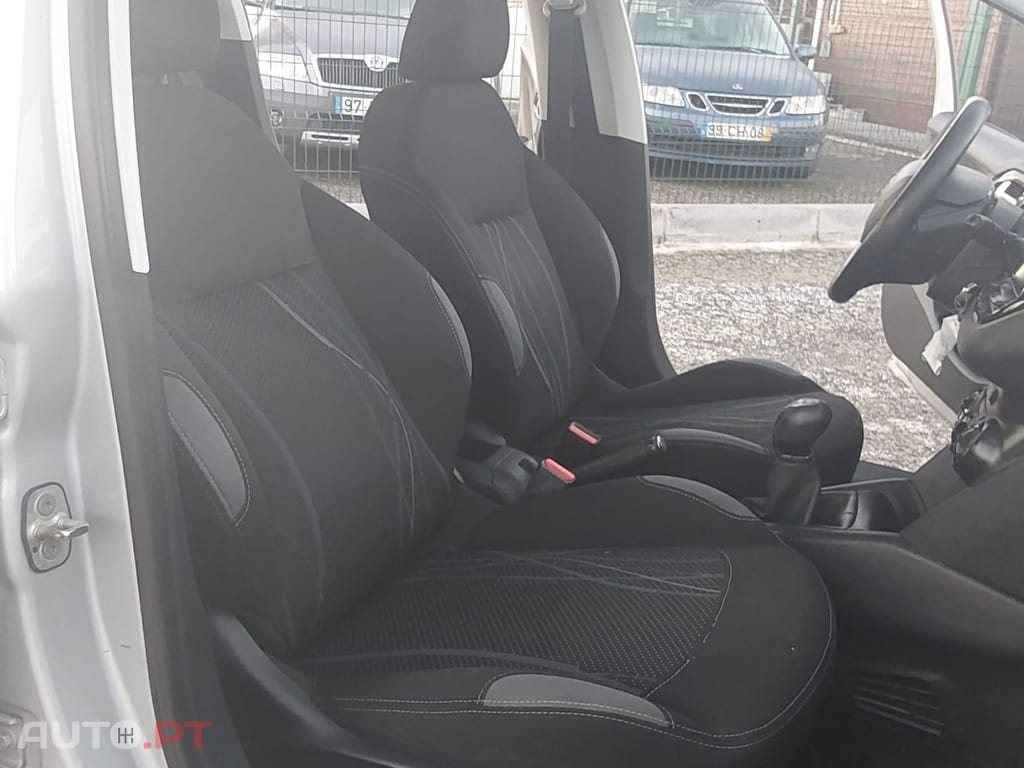 Peugeot 208 1.4 HDi Active