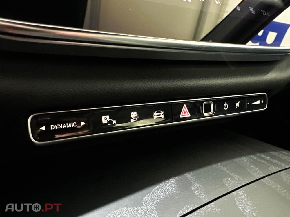 Mercedes-Benz E 300 de 4Matic 9G-TRONIC AMG Line