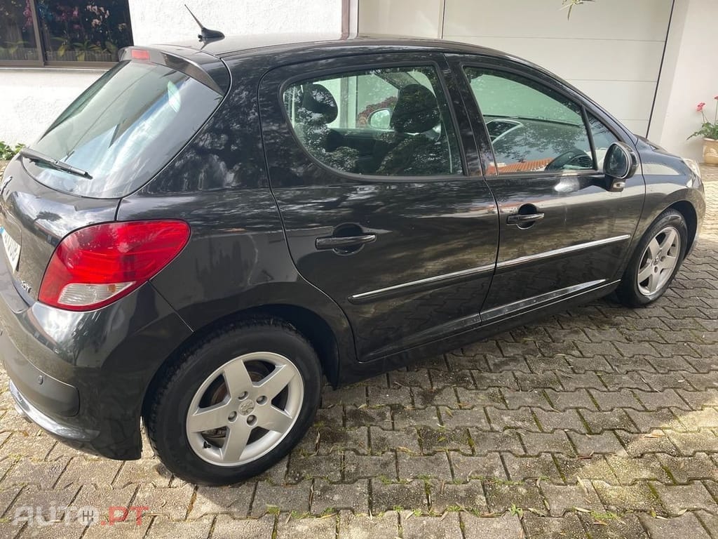 Peugeot 207 1.4 16V Active