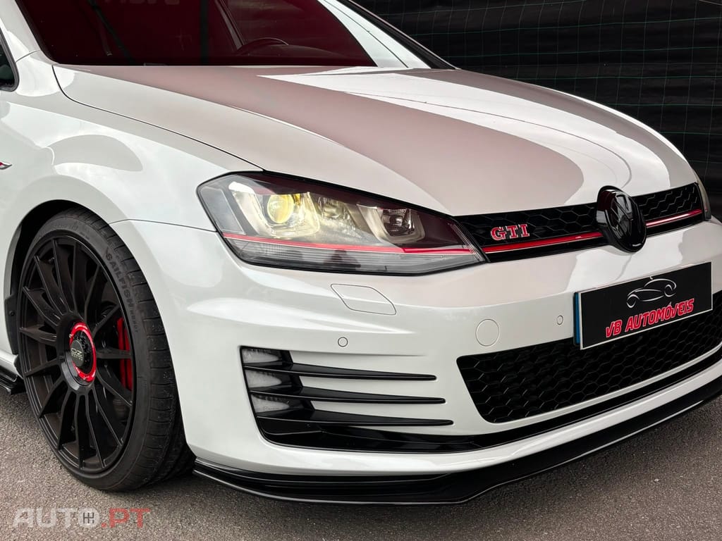 Volkswagen Golf 2.0 TSi GTi DSG Performance