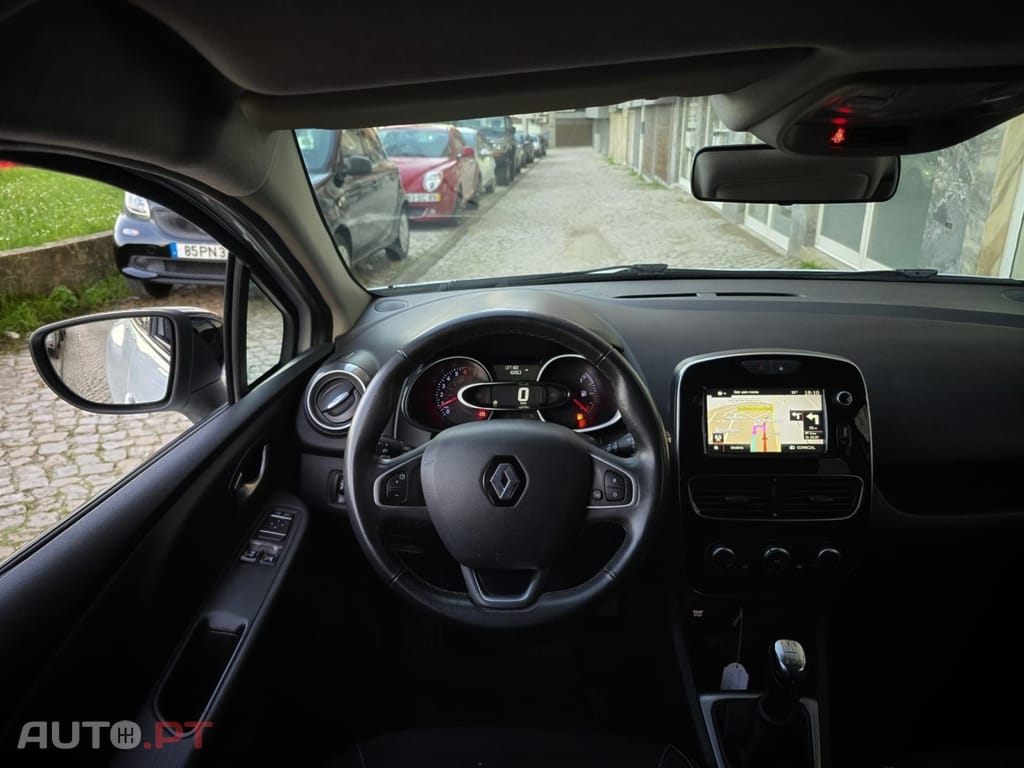 Renault Clio Sport Tourer 0.9 TCe Limited