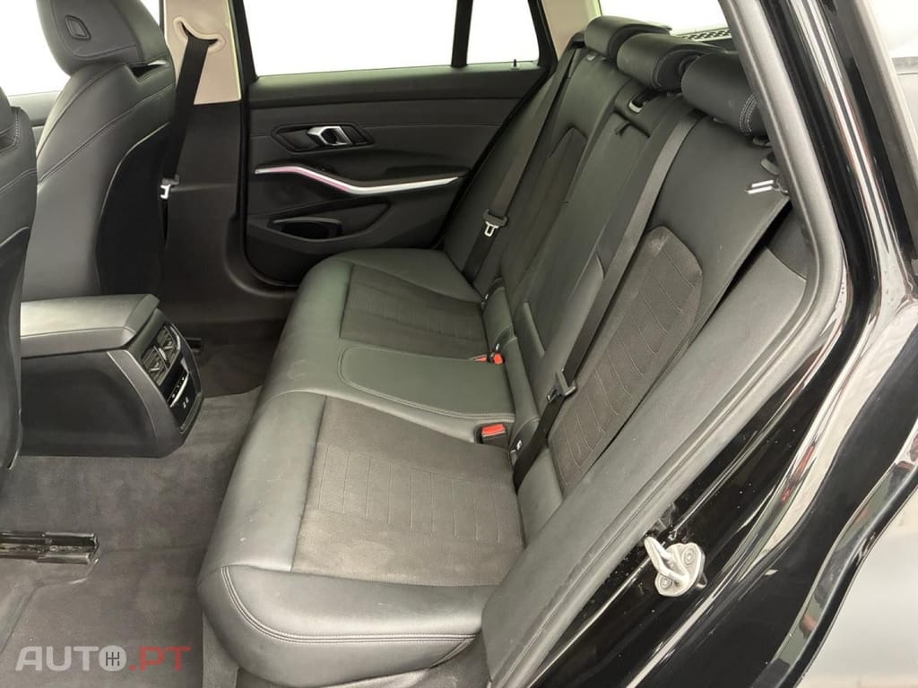 BMW 320 e Touring xDrive Business Design