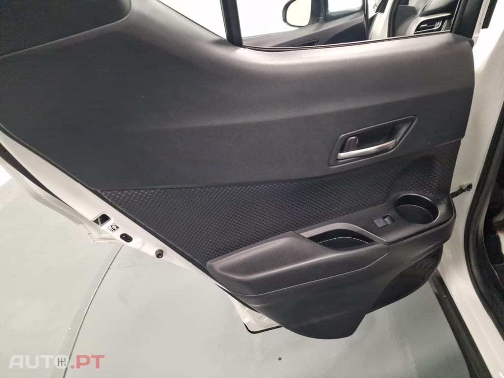 Toyota C-HR 1.8 Hybrid Comfort