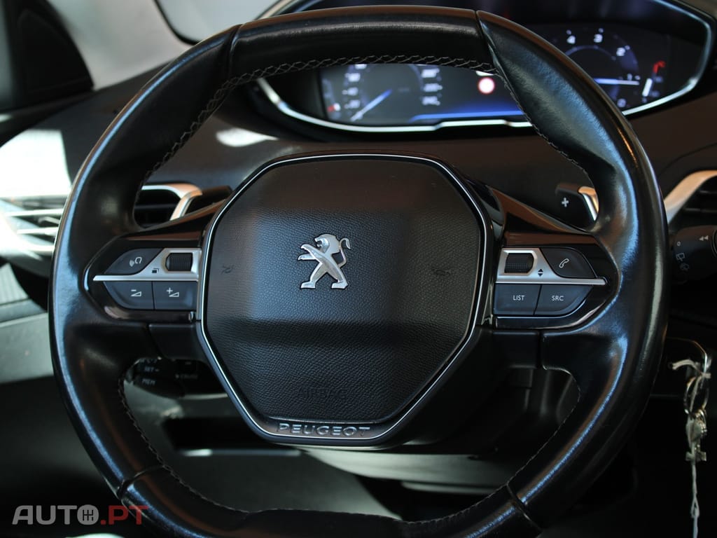 Peugeot 5008 BlueHDI 130 EAT8 Allure