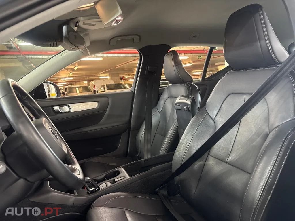 Volvo XC40 1.5 T5 PHEV R-Design Expression