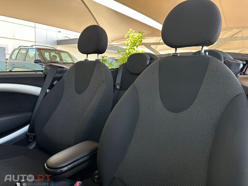 MINI Cabrio Cooper D