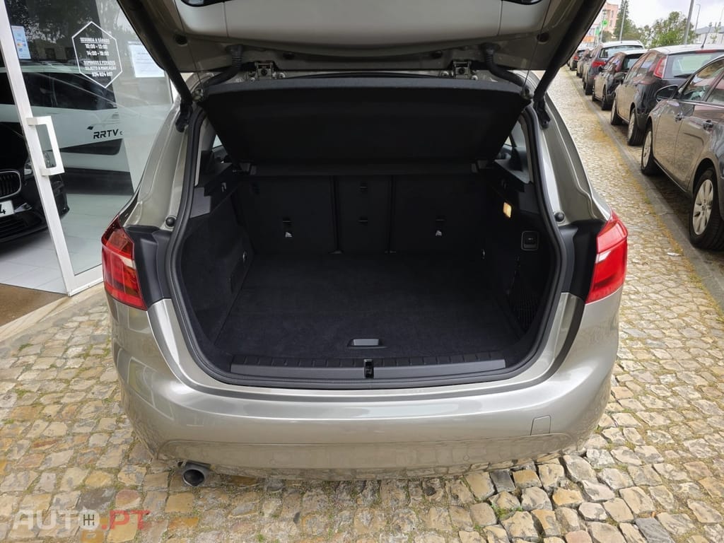 BMW 216 d Advantage