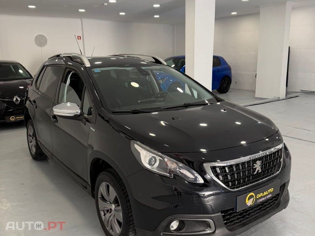 Peugeot 2008 1.2 PureTech Style