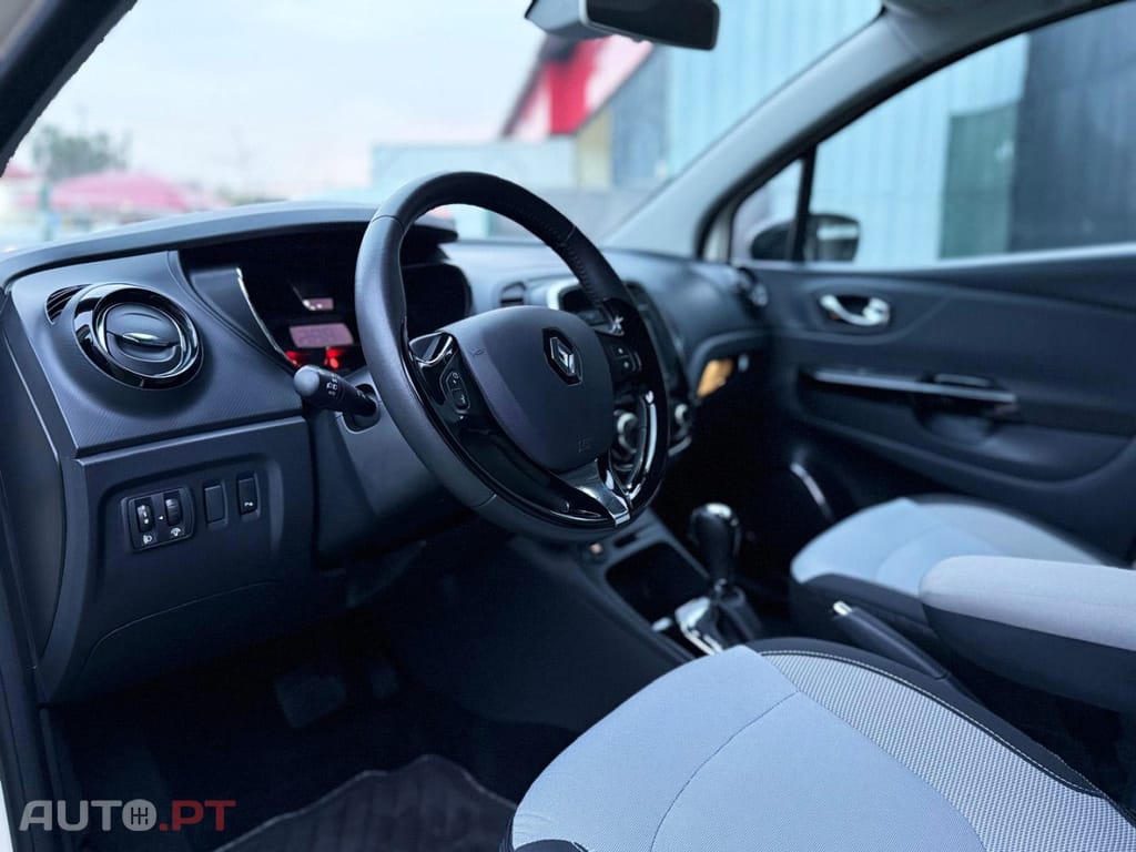 Renault Captur TCE 120 INTENS EDC