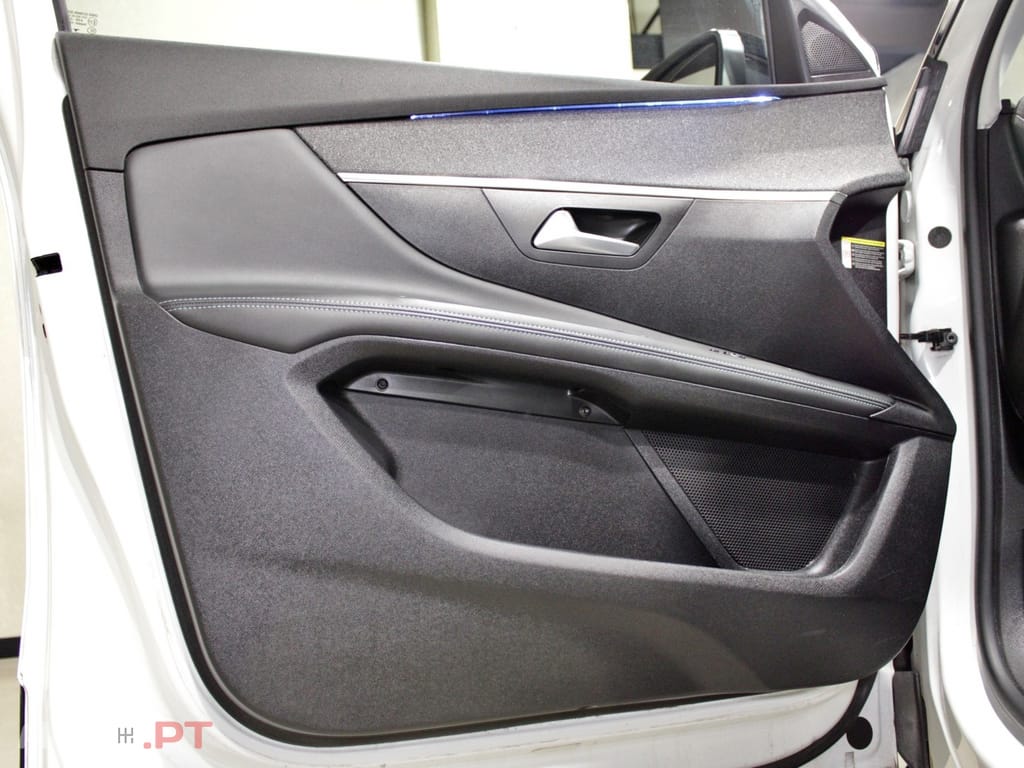 Peugeot 5008 1.5 BlueHDi Allure Pack EAT8