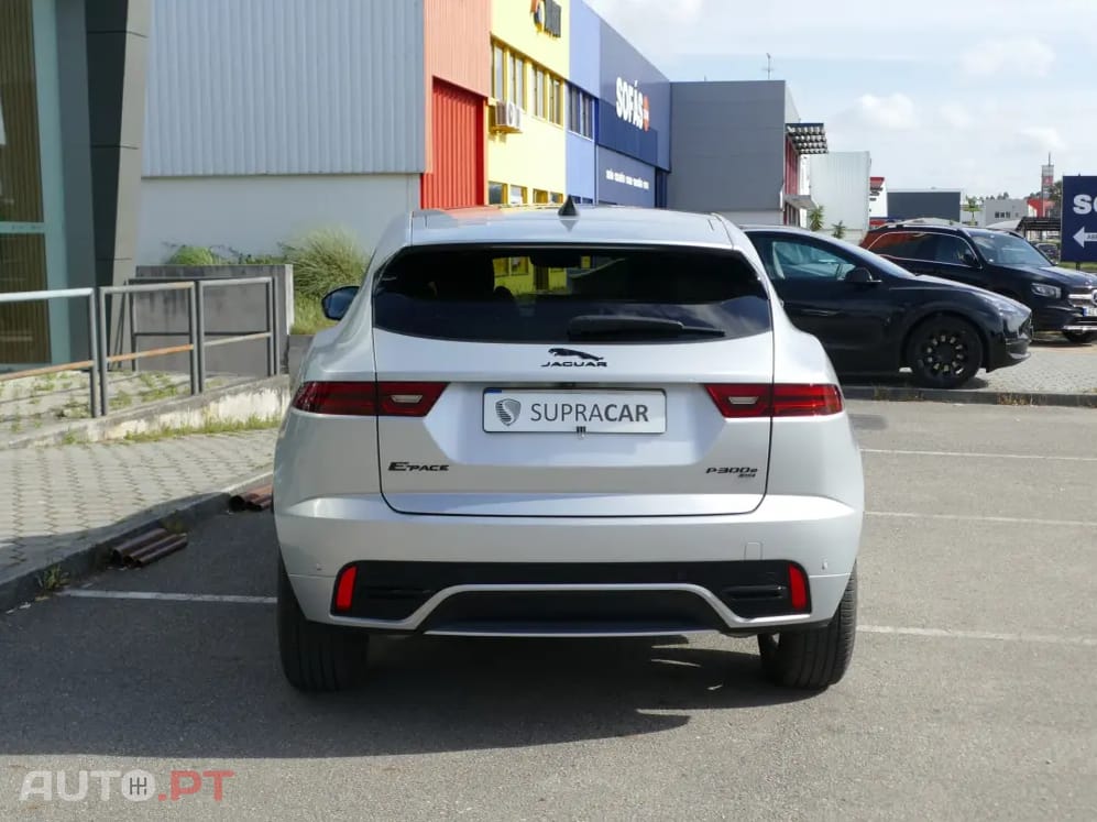 Jaguar E-Pace 1.5 P300e R-Dynamic HSE AWD Aut.