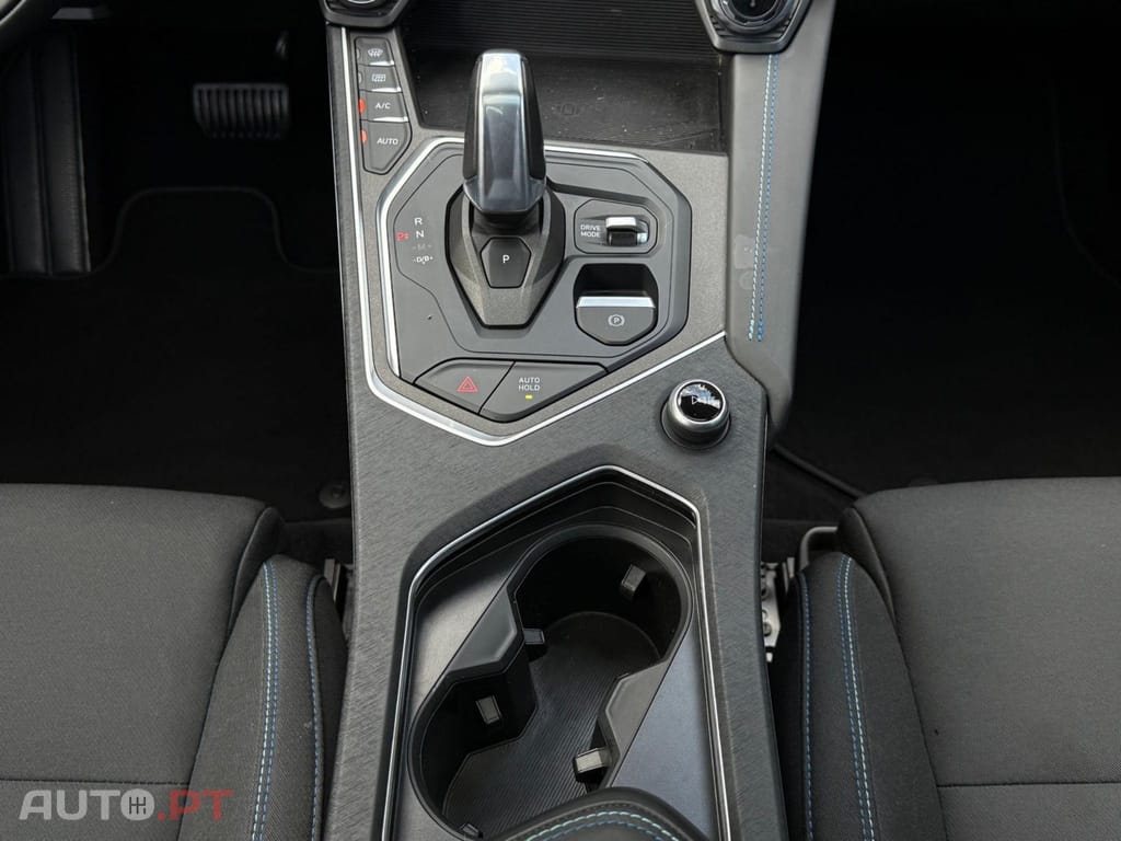 Lynk & Co 01 1.5 T Aut PHEV I.V.A DEDUTIVEL 