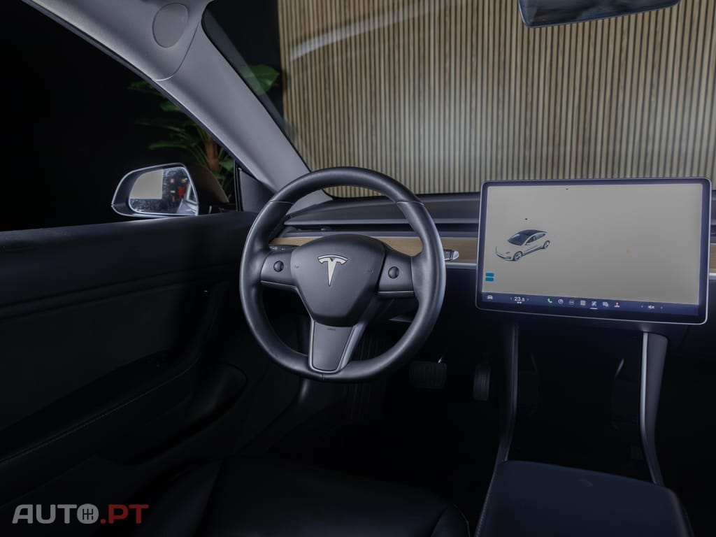 Tesla Model 3 Long-Range Dual Motor AWD
