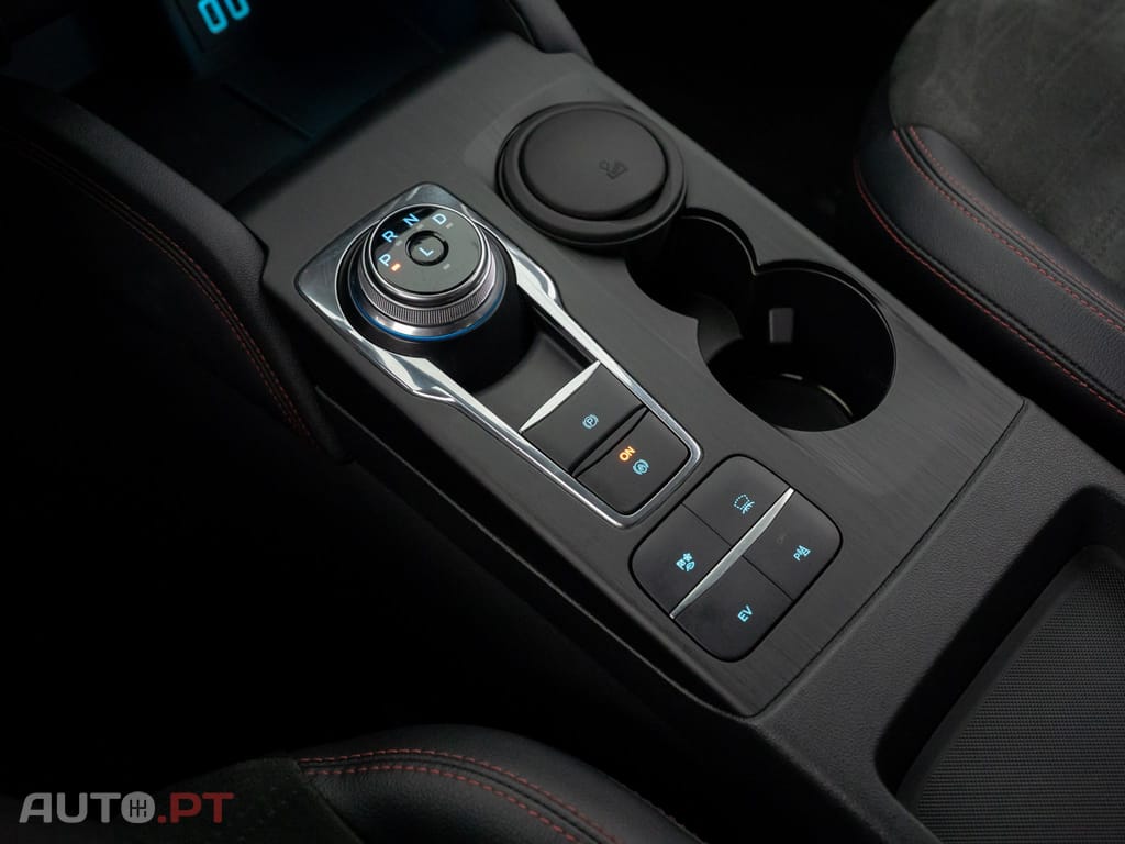 Ford Kuga 2.5 PHEV ST-Line X