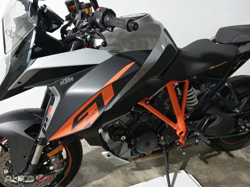 KTM Superduke GT 1290 ABS