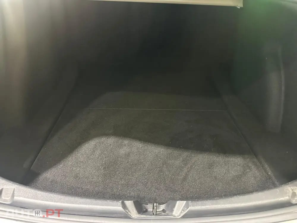 Tesla Model 3 Standard Range Plus RWD