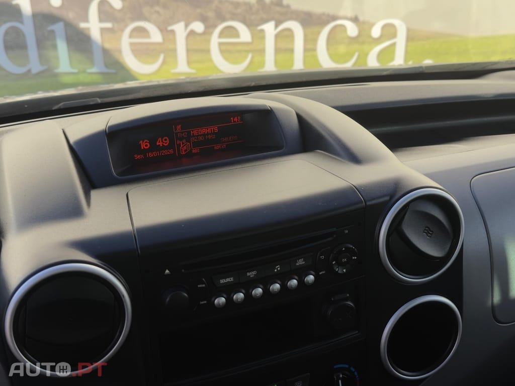 Peugeot Partner 1.6 HDI  5 LUGARES