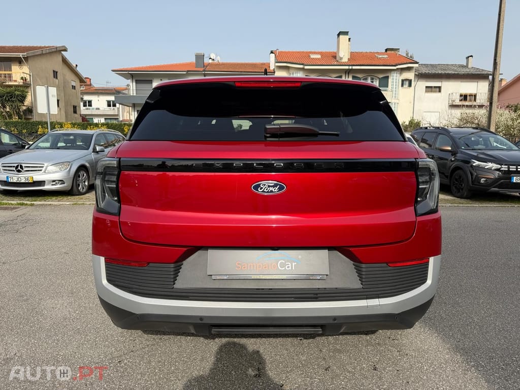 Ford Explorer 77 kWh Premium
