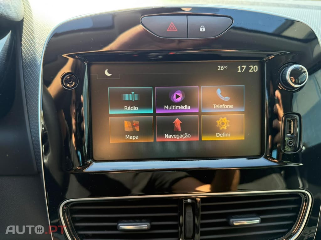 Renault Clio 0.9 TCe Limited Bi-Fuel