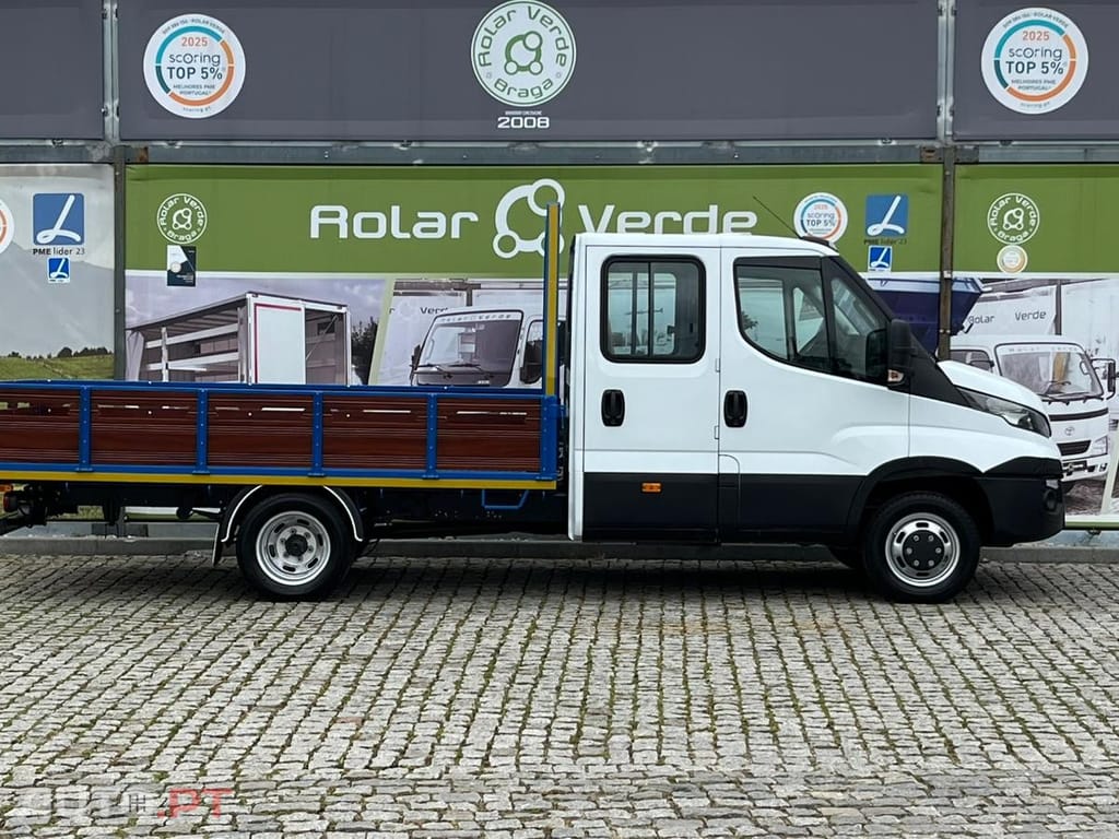 Iveco Daily 3.0 CAB. DUPLA 7 LUGARES