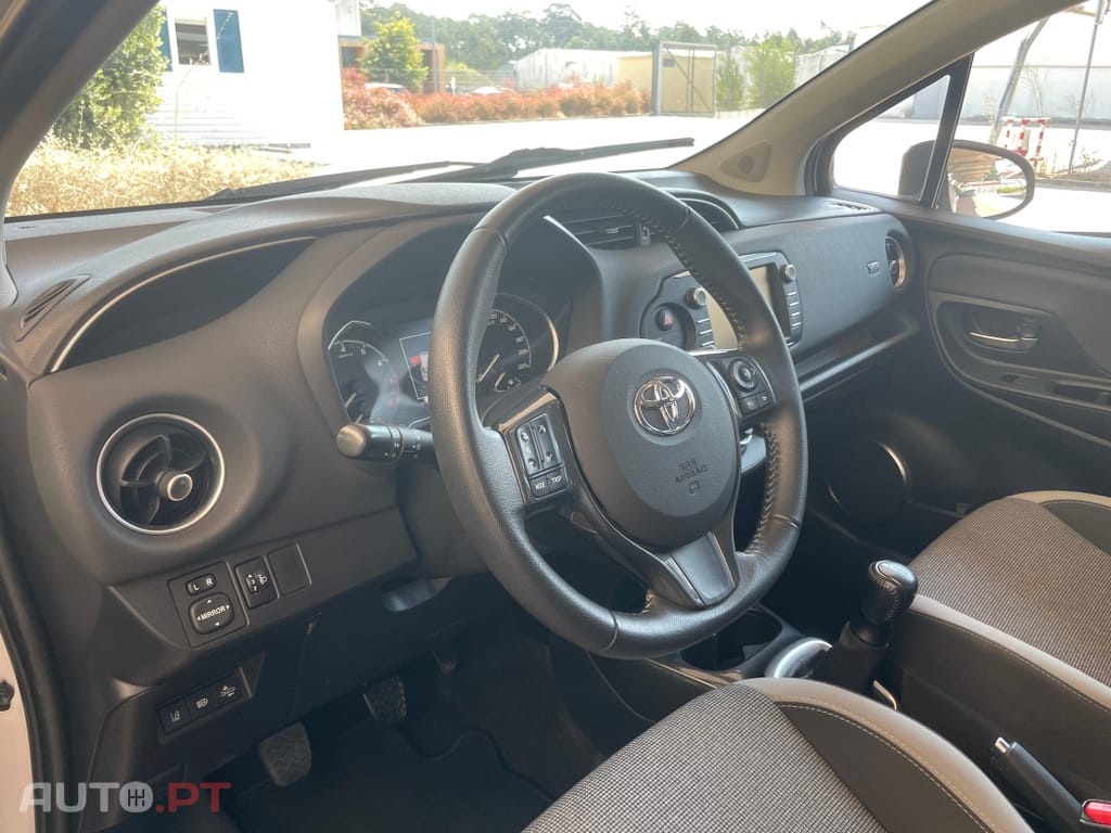 Toyota Yaris 1.0 VVT-i 20 Anos