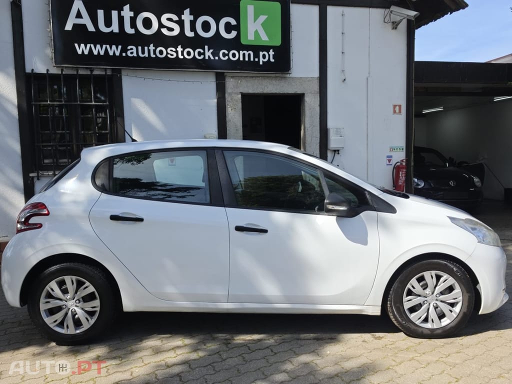 Peugeot 208 1.4 HDi