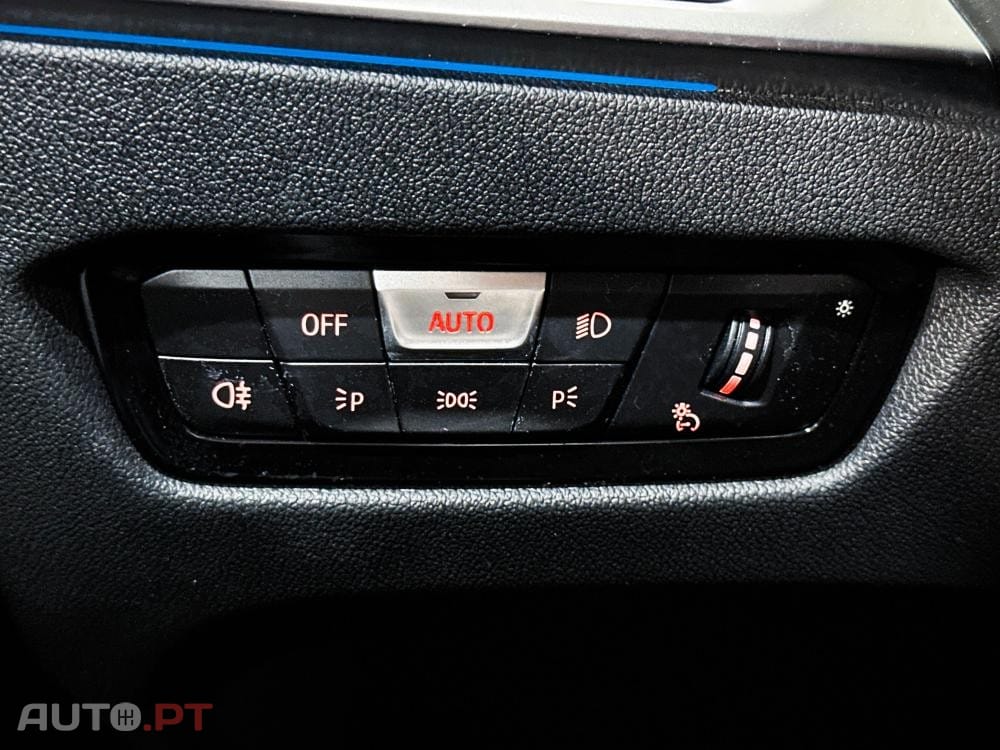 BMW 330 e Pack 50 anos M Auto