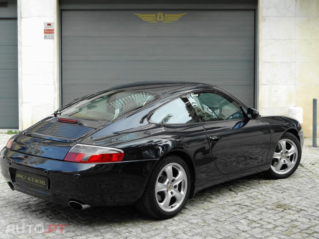 Porsche 996 Carrera Coupé
