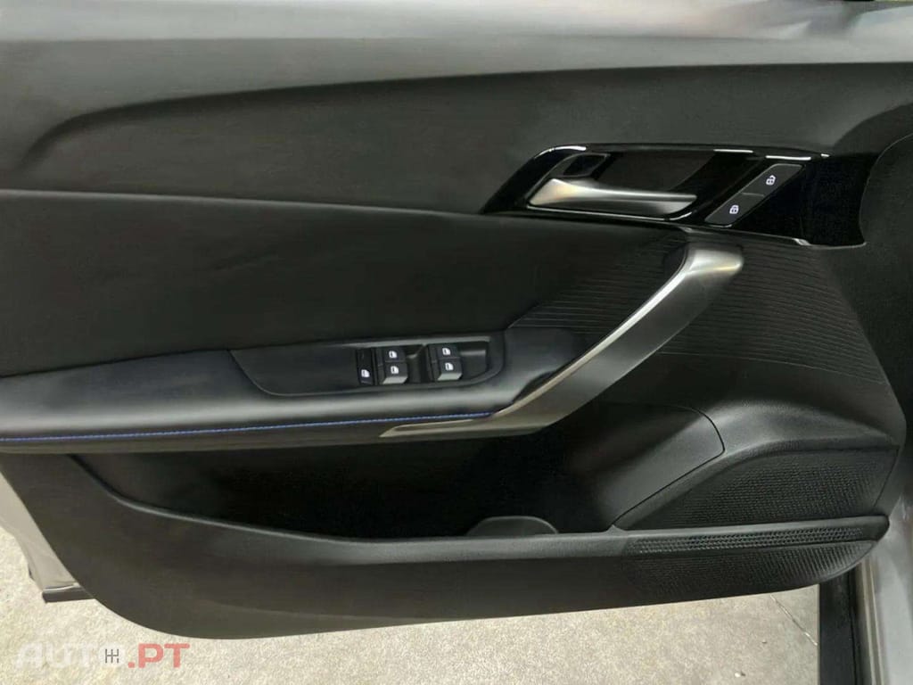 MG MG4 64 kWh Luxury