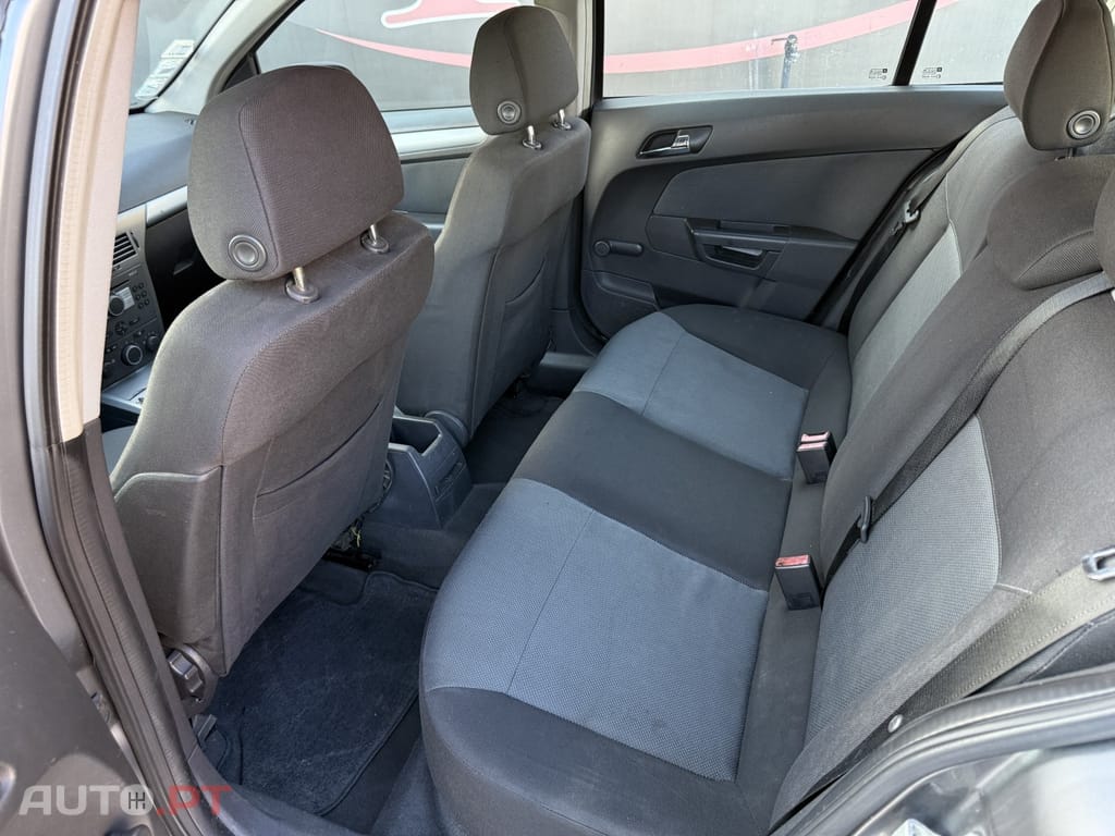 Opel Astra 1.4 Enjoy