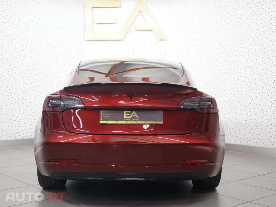 Tesla Model 3 Long Range AWD Dual Motor
