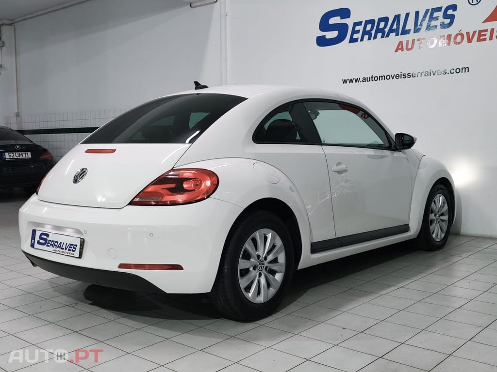 Volkswagen New Beetle 1.6 TDi Design