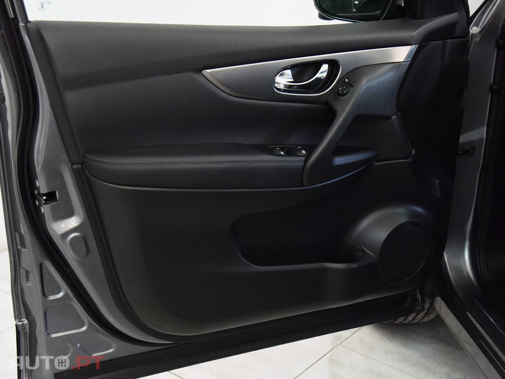 Nissan Qashqai 1.3 DIG-T N-Connecta