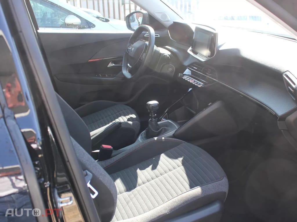 Peugeot 2008 1.5 BlueHDi Active Pack