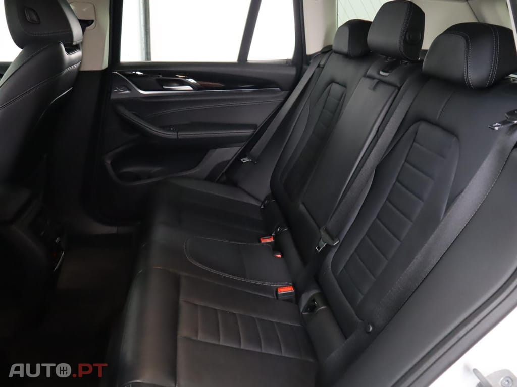 BMW X3 xDrive30e Auto
