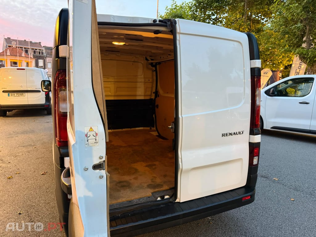 Renault Trafic 2.0 Blue dCi L1H1 Advance