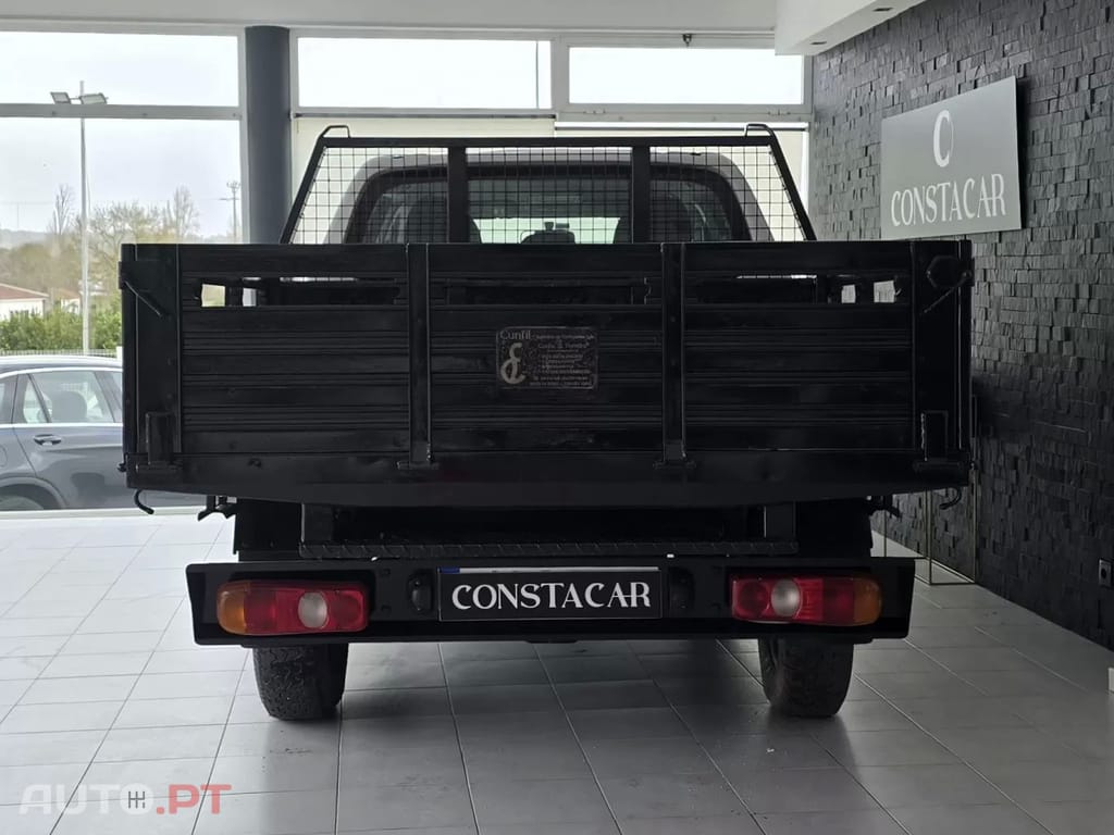 Mitsubishi L200 2.4 DI-D CD Invite 4WD