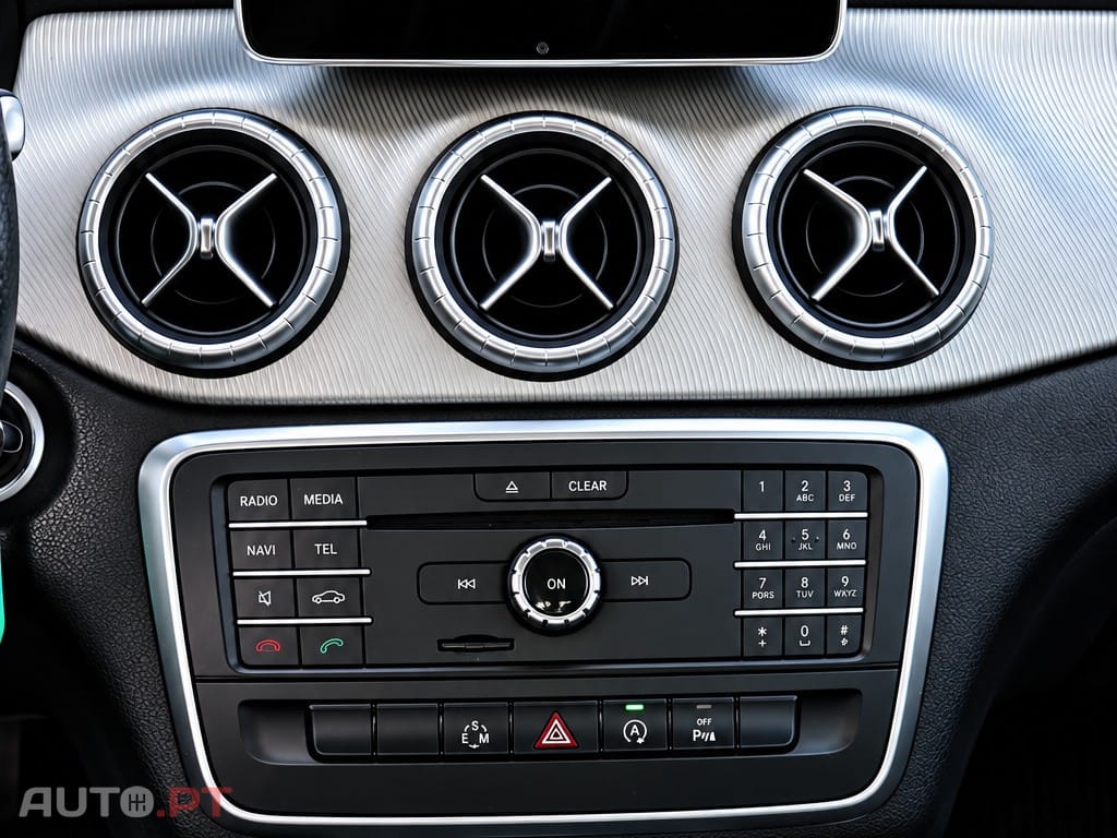 Mercedes-Benz CLA 220 CDi Urban Aut.111g