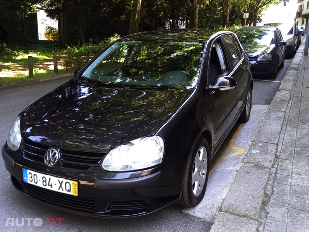 Volkswagen Golf V 1.9TDI 105cv 6vel AC