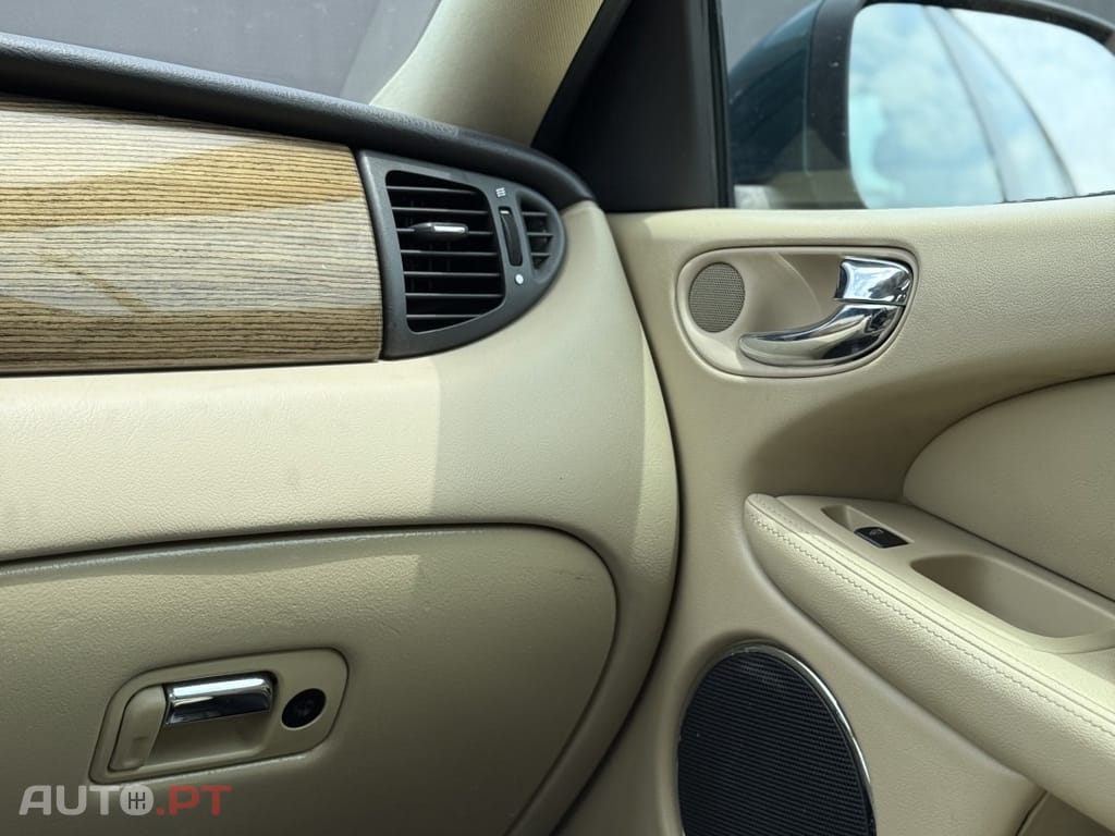 Jaguar X-Type SW 2.2 D Classic Aut.