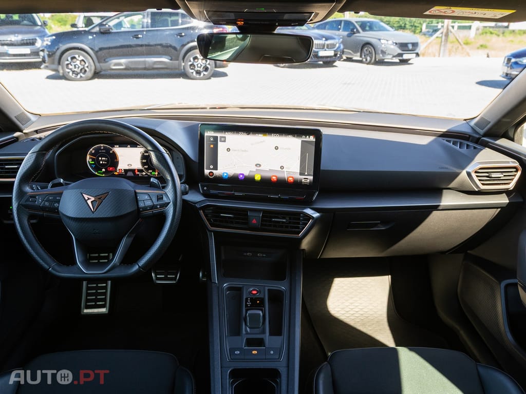 Cupra Leon 1.4 e-Hybrid MID DSG