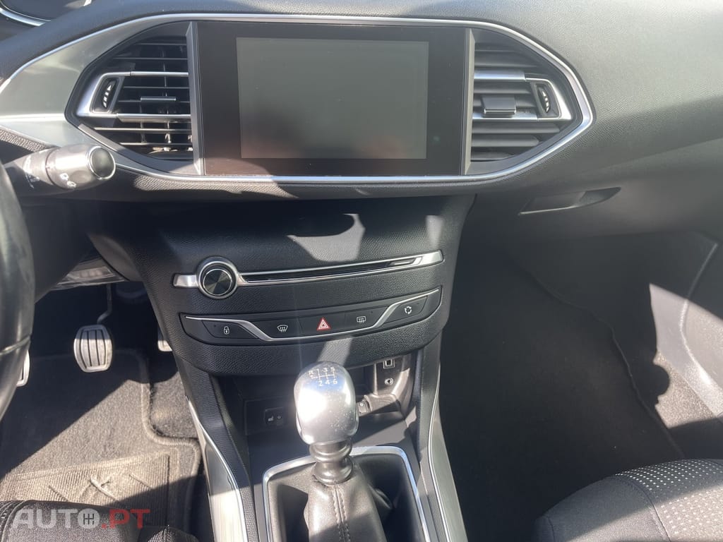 Peugeot 308 1.2 PureTech Allure
