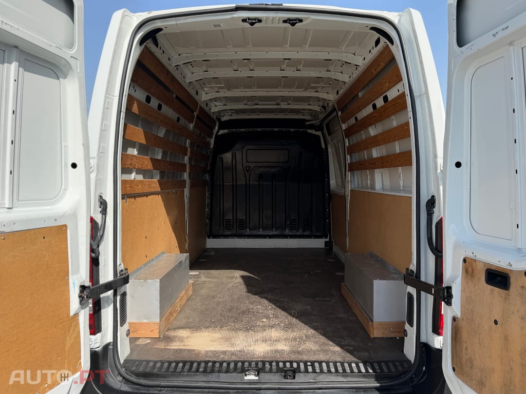 Renault Master 2.3 dCI L3H2 3LUG 3.5t